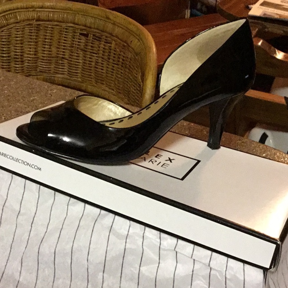 Shoes - Picture 3 of 3